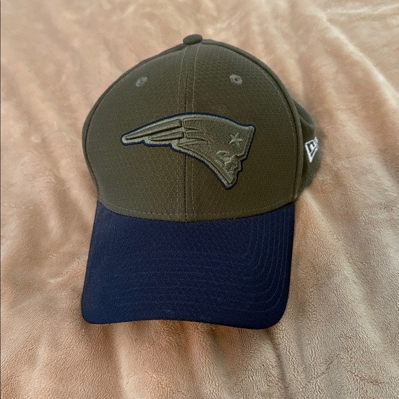 NFL Other - NFL New England Patriots Salute to Service Cap